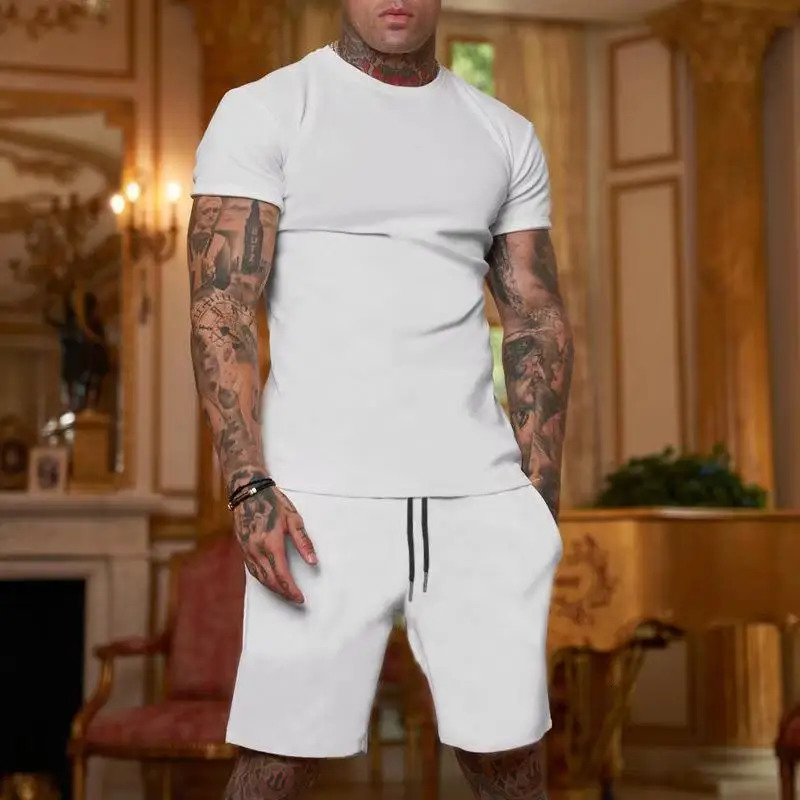 2024 Fashionable and casual summer outdoor sports suit mens breathable T-shirt shorts casual and fashionable two-piece set 250102