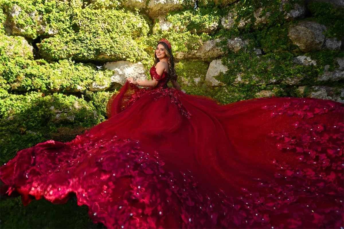Dark Red Quinceanera Dresses 2025 Off-Shoulder 3D Wers Tulle Corset Ball Birthday Princess Gowns Vestidos De 15 Anos Sweet 16