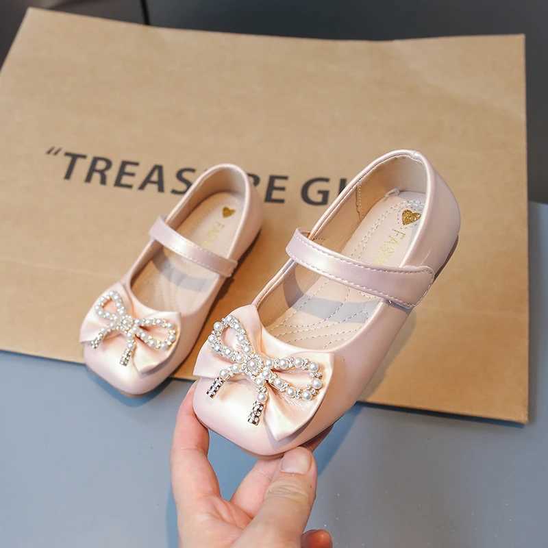 Girl Mary Janes Pearl Bow Simple Round Toe Light Leather Shoes for Children Cute New PU Children Moccasin Shoes Party Fashion M250103