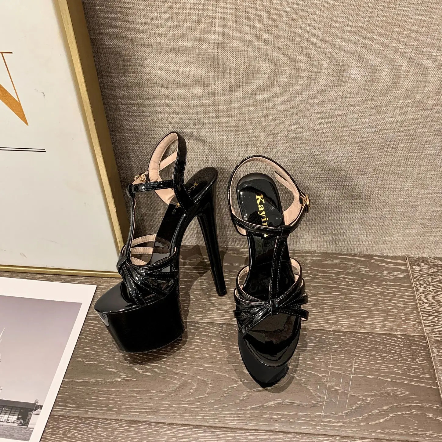 Summer Womens Sandals Sexy Waterproof Platform T-strap Combination Patent Leather High-heeled Sandals Nightclub Shoes250102