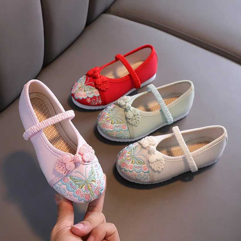 Childrens shoulder strap canvas shoes childrens embroidered sports shoes Chinese style flat shoes girls spring single shoes CSH281 M250103
