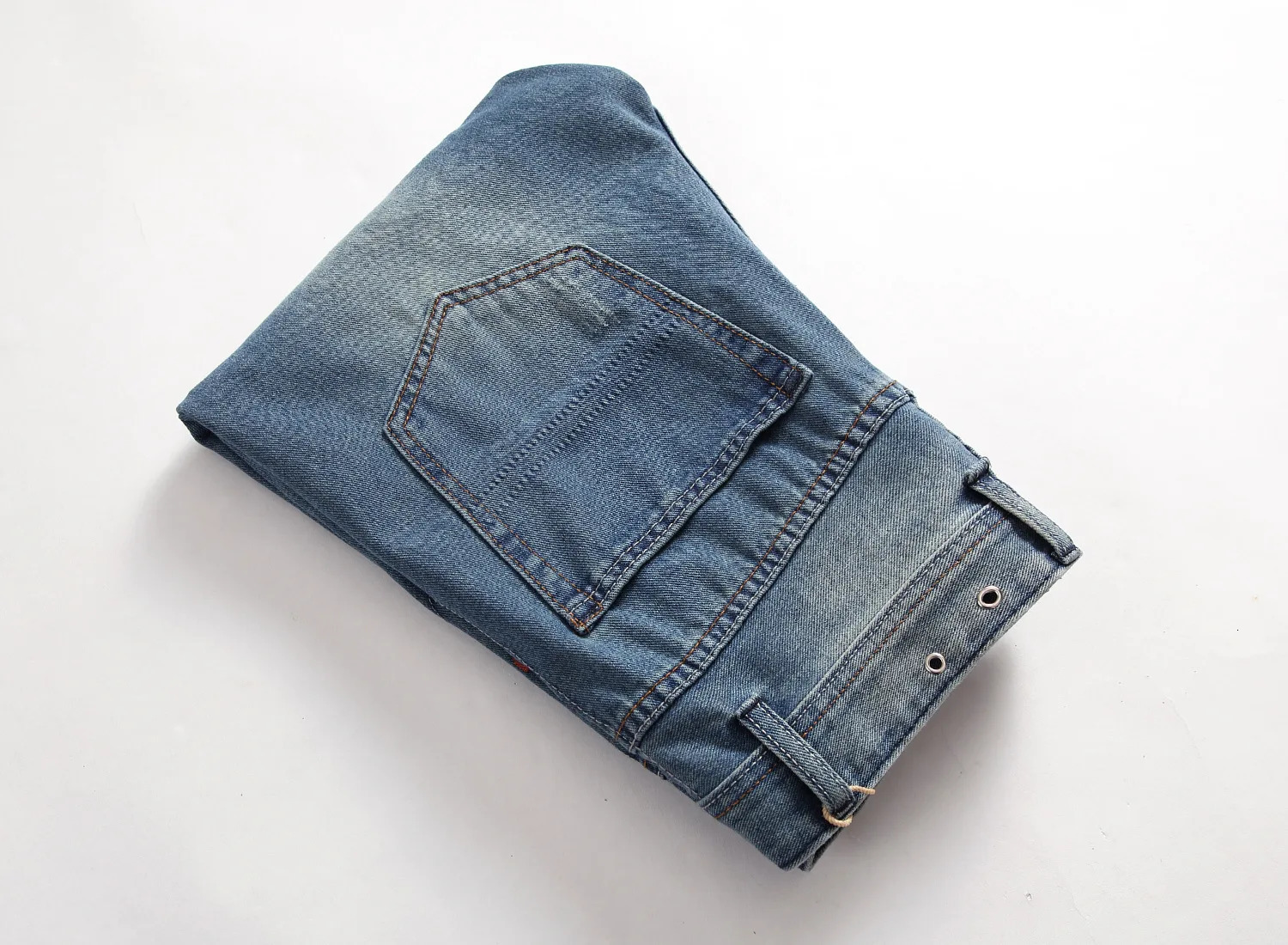 Streetwear Mens Slim Fit Ripped Straight Jeans Daily Male jeans pants Autumn Cotton High Quality Casual Denim Pants Men Trousers 241230