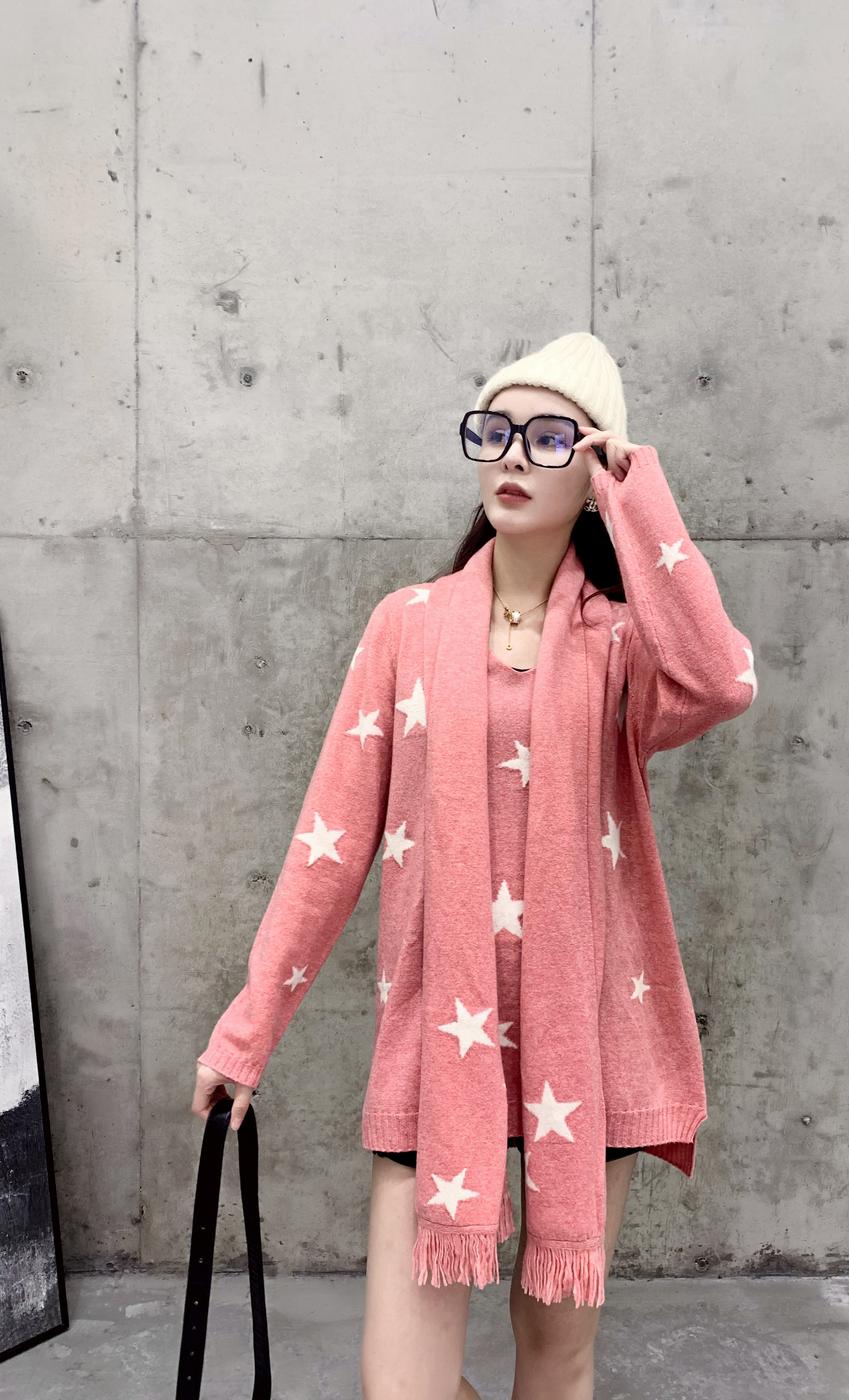 Trendy Ladies' Woolen Jumper - Stylish Knitted Shirt
