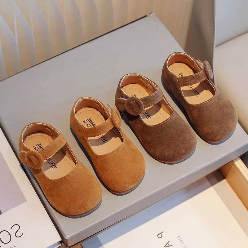Childrens suede shoes retro slip in casual apartments lightweight soft soled girls shoes toddler shoes light princess shoes round toe shoes M250103