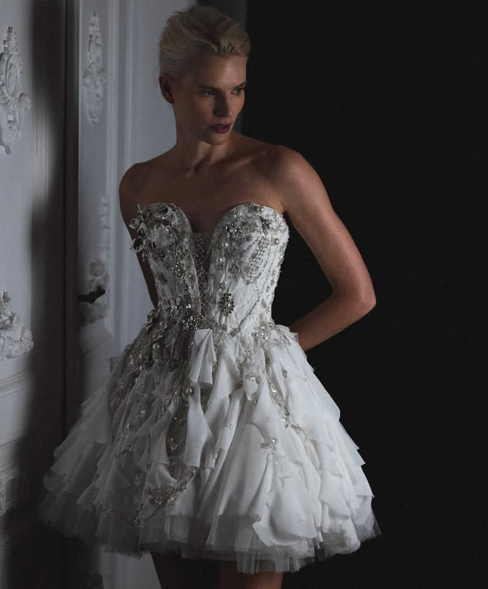 Elegant Wedding Dresses A Line Sequins Strapless Backless Appliques Beaded Above-Knee Length Party Dress Vestido De Noite Custom Made