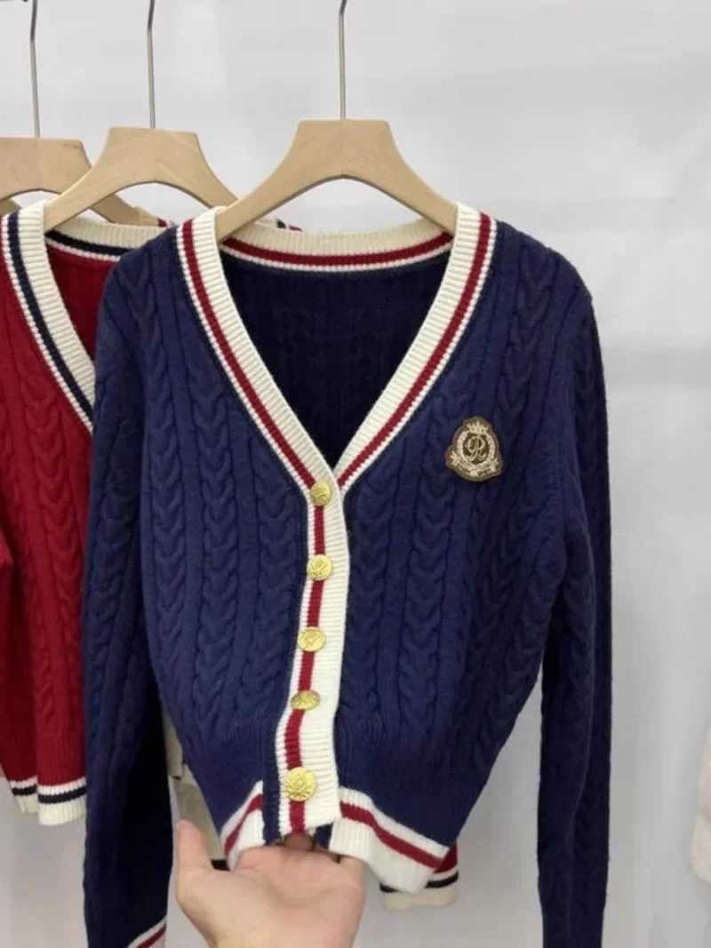 British style retro womens gray cardigan knitted sweater college emblem embroidered Y2k jacket womens winter V-neck top M250102