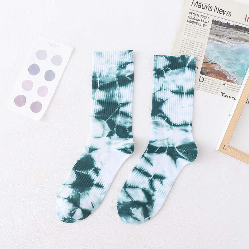 Street Trend Ins Tie Dye Mid Women, Hip-Hop Style Gradient Color Long Tube Sports Socks For Men And Women
