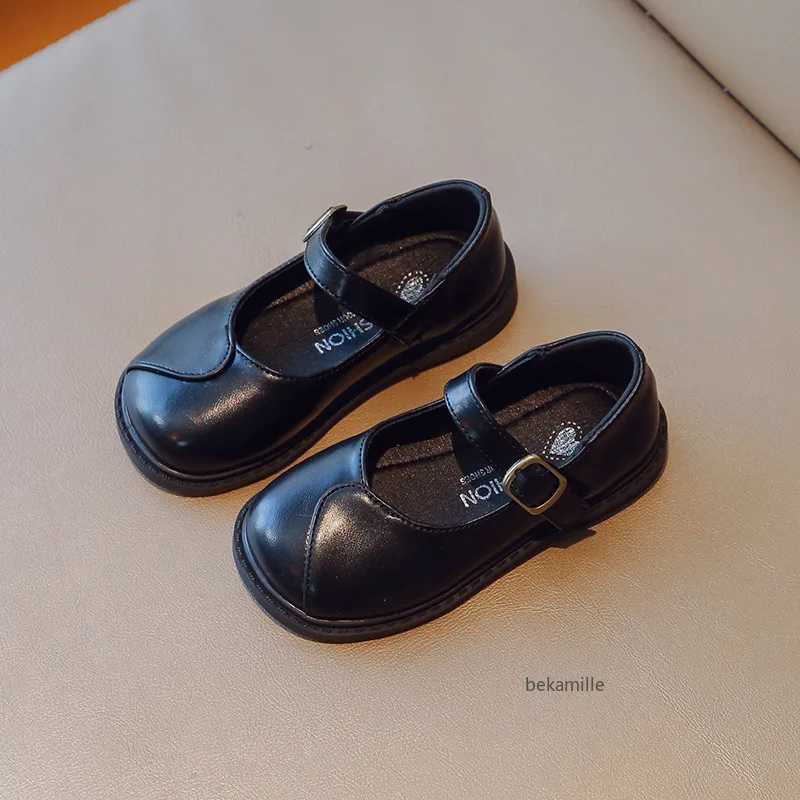 Girls leather shoes spring/summer new childrens shoes soft soled princess shoes black fashion size 22-31 M250103