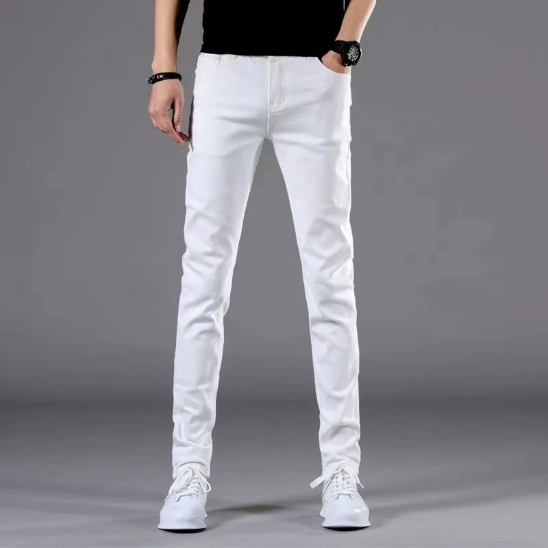 Winter Thicken Velvet Men Skinny Warm Jeans High Quality White Fleece Warm Slim Fit Stretch Casual Denim Trousers Pencil Pants 241230