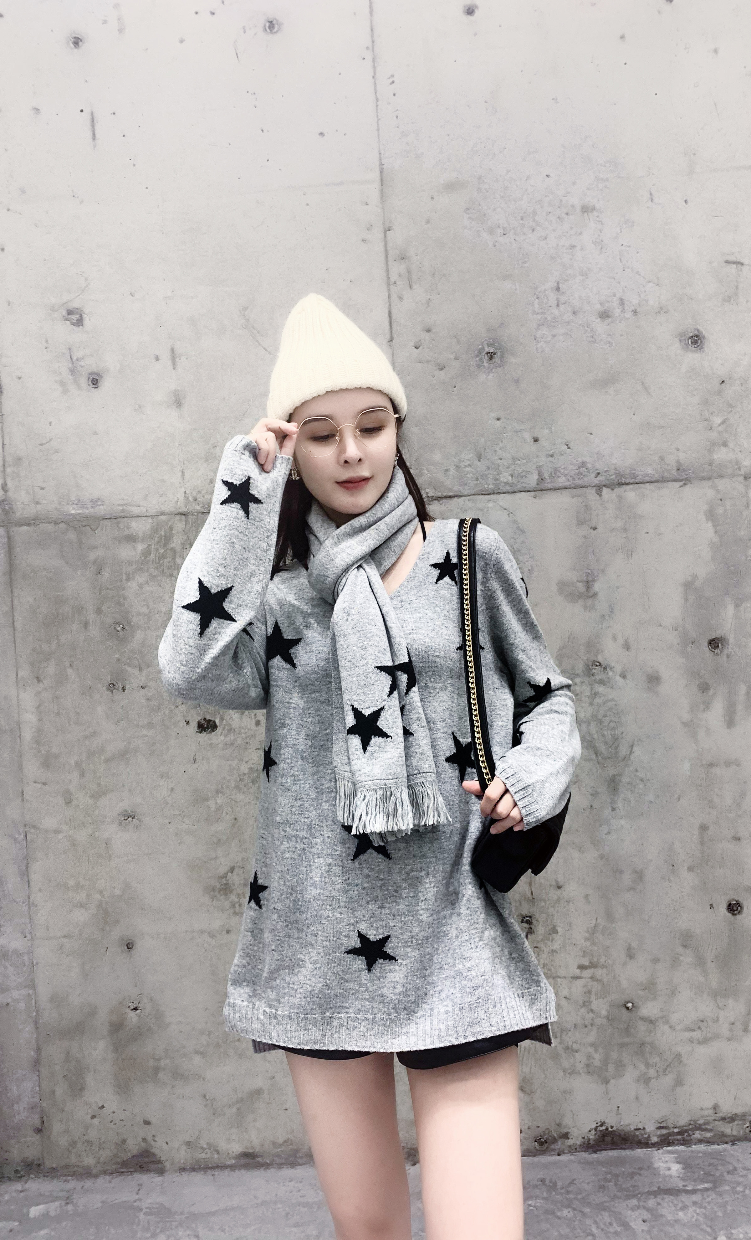 Trendy Ladies' Woolen Jumper - Stylish Knitted Shirt
