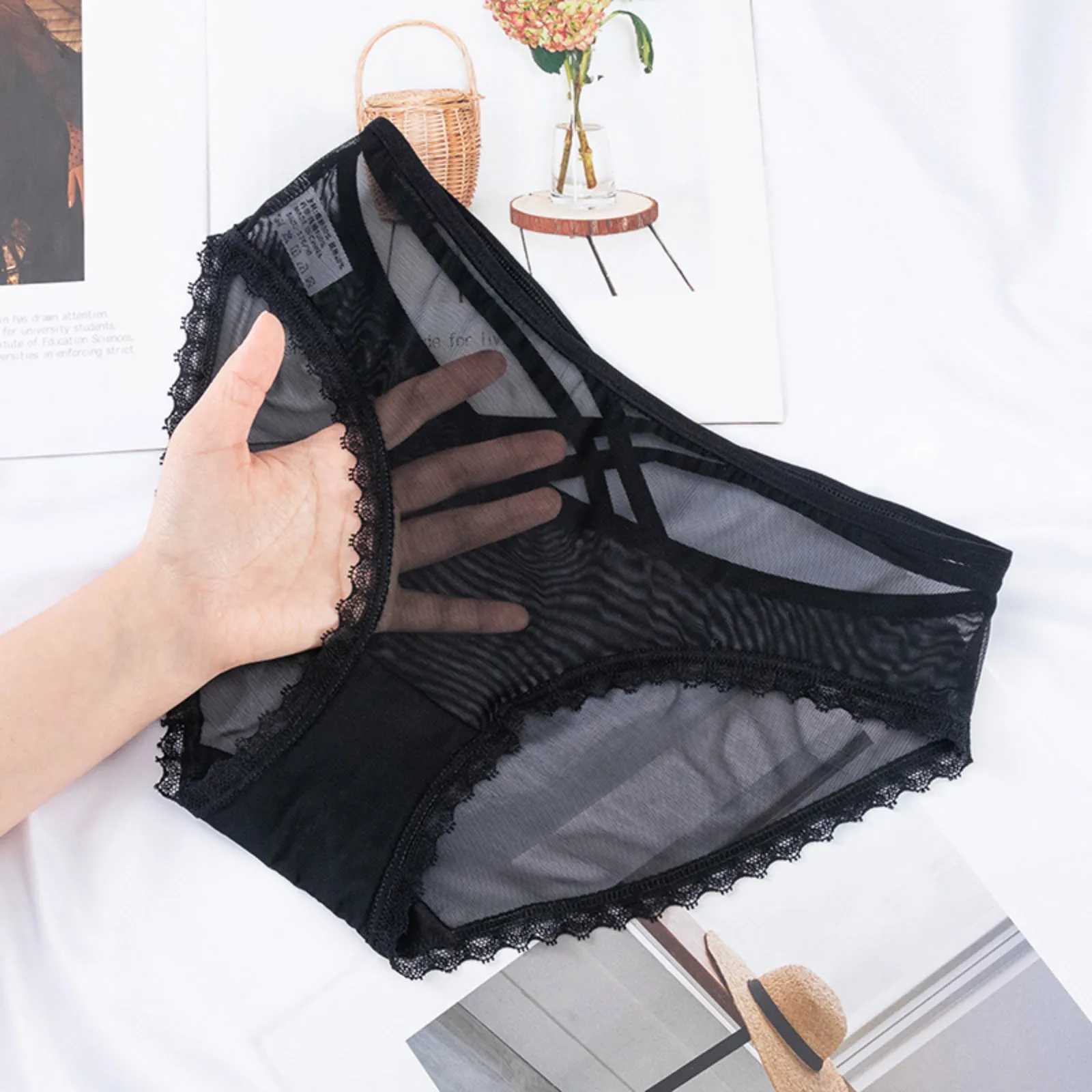 2024 Hollow Lace Womens Panties Ladies Low Waist Lightweight Mesh Seamless Briefs Cotton Crotch Underpants Transparent LingerieXJ250103