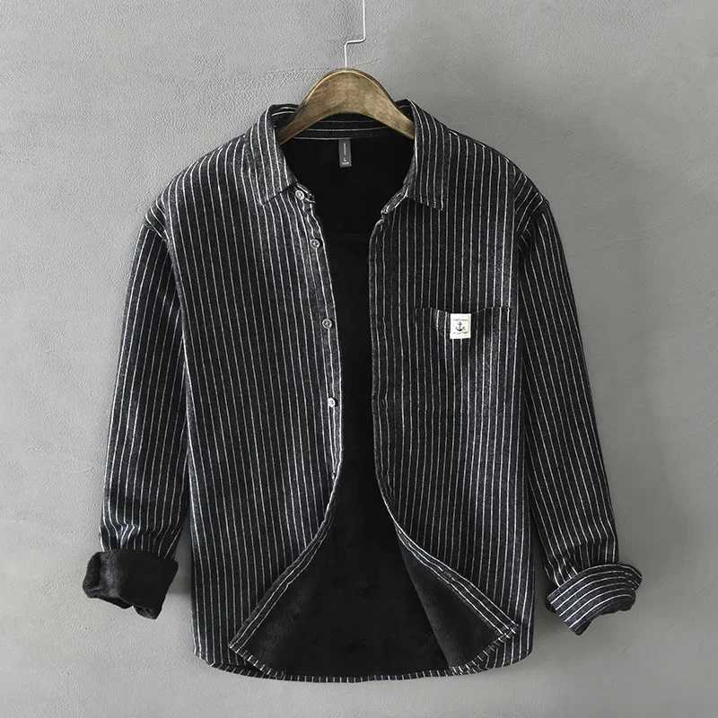 New Z53 Autumn/Winter Mens Thick Wool Long Sleeve Striped Jacket Single Size W250103