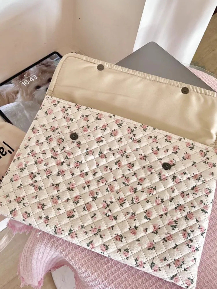 Ins Floral Laptop Sleeve Computer Carrying Case Bag 13 13.3 14 14.1 Inch Portable Table Pc Case 9 10 11 Inch Cover Bags Mac Book 250102