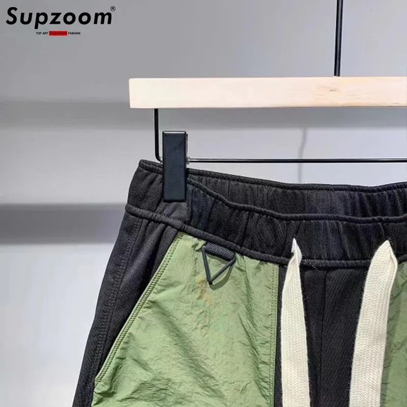 Supzoom has just arrived at the summer loose casual street trend contrasting colors patchwork pockets personalized work clothes shorts for men 250102