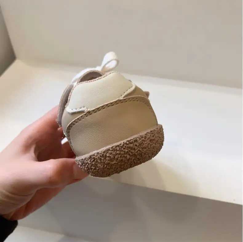 Autumn new baby walking shoes suitable for boys and girls low top casual shoes 0-3 years old soft soled casual shoes M250103