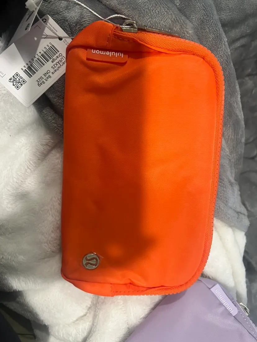 Fashionable Nylon Yoga Belt Bum everywhere Bag - Portable Fanny Pack for Men & Wome