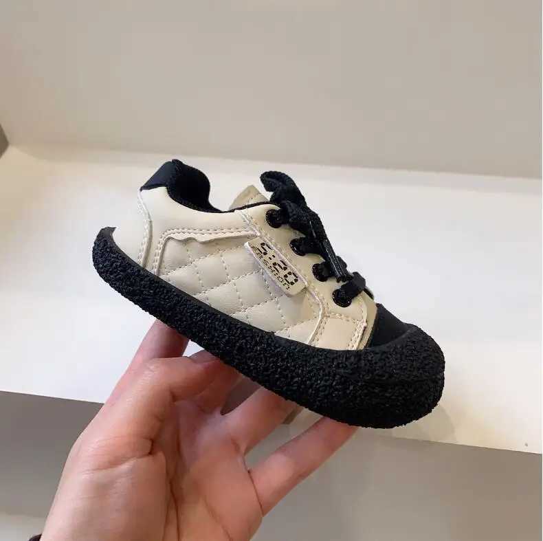 Autumn new baby walking shoes suitable for boys and girls low top casual shoes 0-3 years old soft soled casual shoes M250103