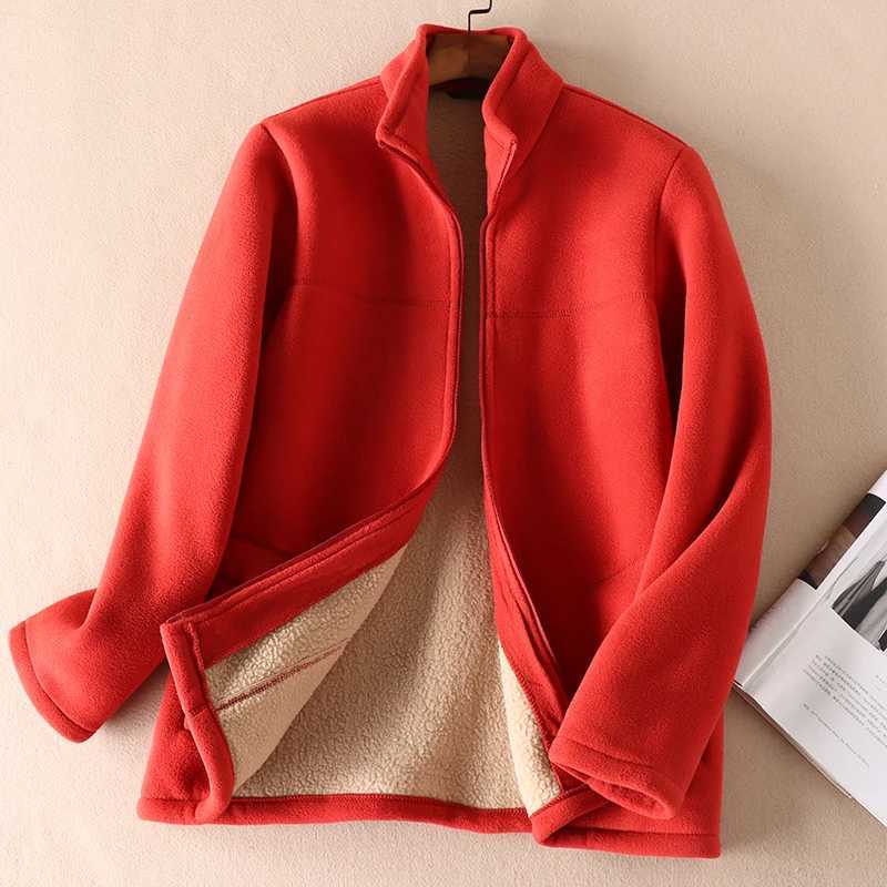 Winter new womens plus size mother polar wool sweater middle-aged and elderly short zipper jacket womens coat 5XL M250103