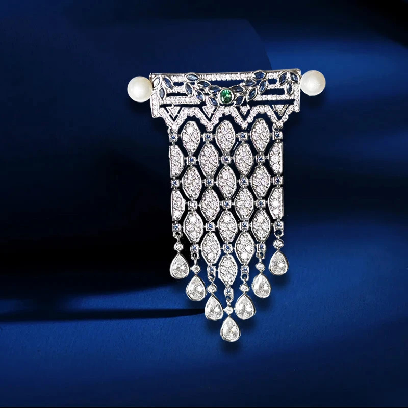 OKILY Retro Style Exquisite Zircon Tassel Brooch Elegant Freshwater Pearl Geometry Clothing Accessories for Womens Decor 250103