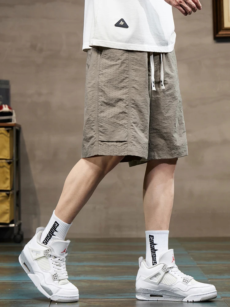 Ultra thin mens cargo shorts elastic waist casual outdoor sports pants straight loose military green gray shorts 250102