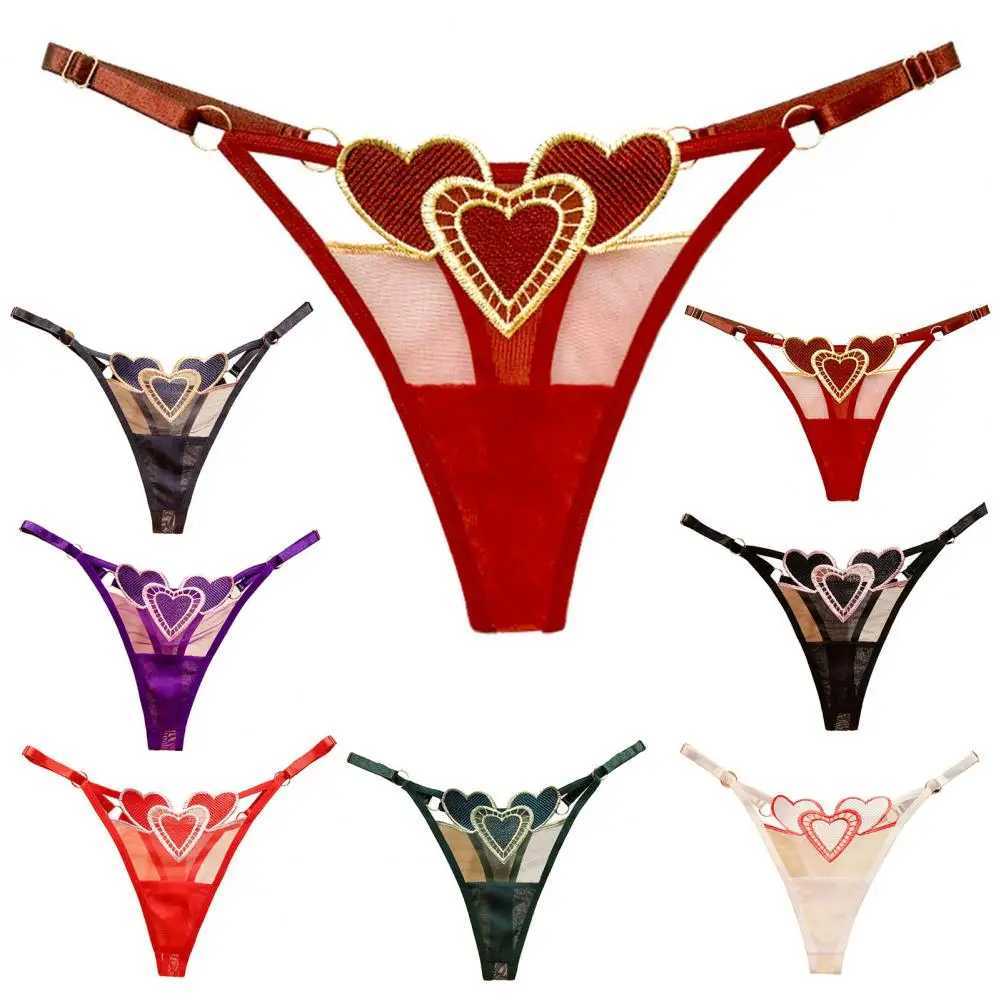 Women Panties Heart Pattern Breathable Embroidery No Constraint Seductive Soft Low Waist Panties Women Underpants For Inner WearXJ250103