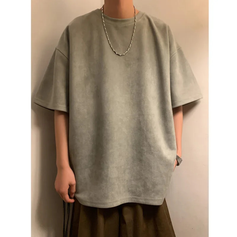 Suede T-shirt Men Oversized Fashion Solid Color Retro T Shirt Men Streetwear Summer Loose Short Sleeved T-shirt Mens Top M-3XL 250102