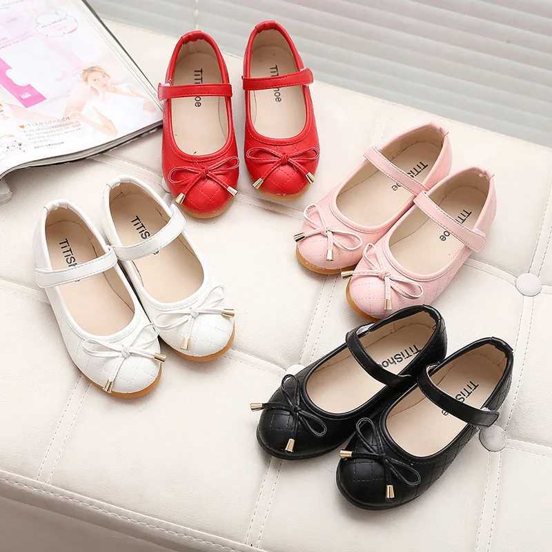 Autunm Summer Baby Princess Girls Apartment Childrens Shoes Black White Red Princess Student Shoes M250103