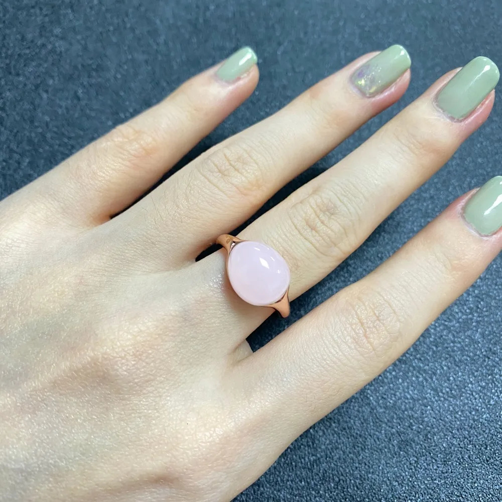 Ladies Classic Waterdrop Ring Gold Plated Natural Pink Crystal Ring High Quality Elegant Fashion Jewelry Birthday Gift 250102