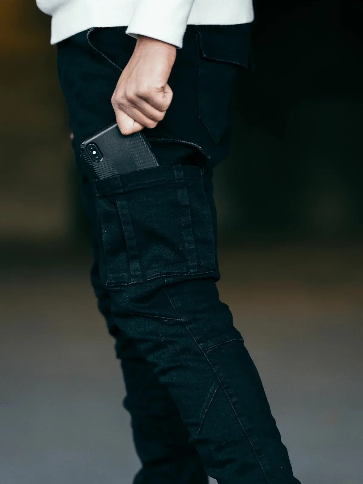 Mens Stretch Jeans Black Big Side Pockets Cargo Jeans Fashion Zipper Small Foot Denim Pants Elastic Jogging Trousers Streetwear 241230