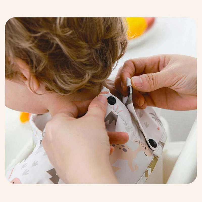 Short Sleeved Baby Drooling Bib Reversible Burping Cloth Waterproof for 12-36 Month with Front Pocket Baby Eating Bib 250103