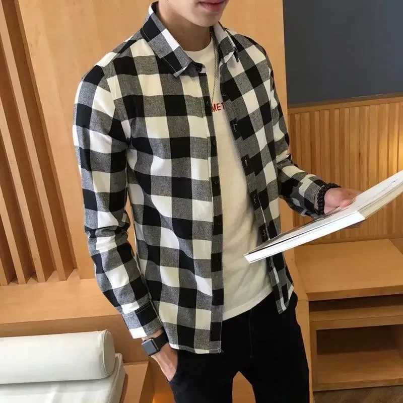202 spring/summer casual red checkered long sleeved shirt youth lapel checkered tight fitting shirt smooth silhouette thin jacket W250103