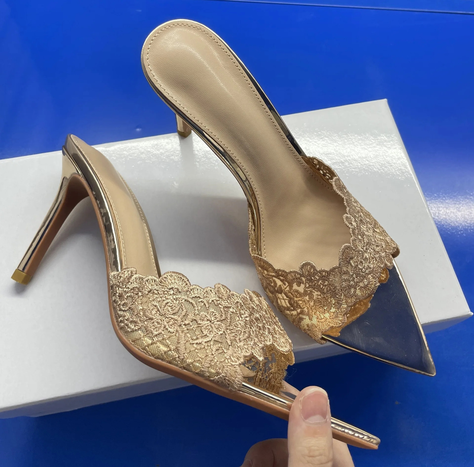 Womens Slippers Classic Lace Stiletto Pointed High Heels Banquet Dress Shoes250102