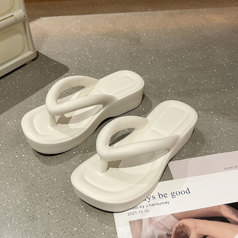 Platform flip-flops women summer wear fashion wedge heels increase network red beach step on the shit-feeling pinched sandals ladies