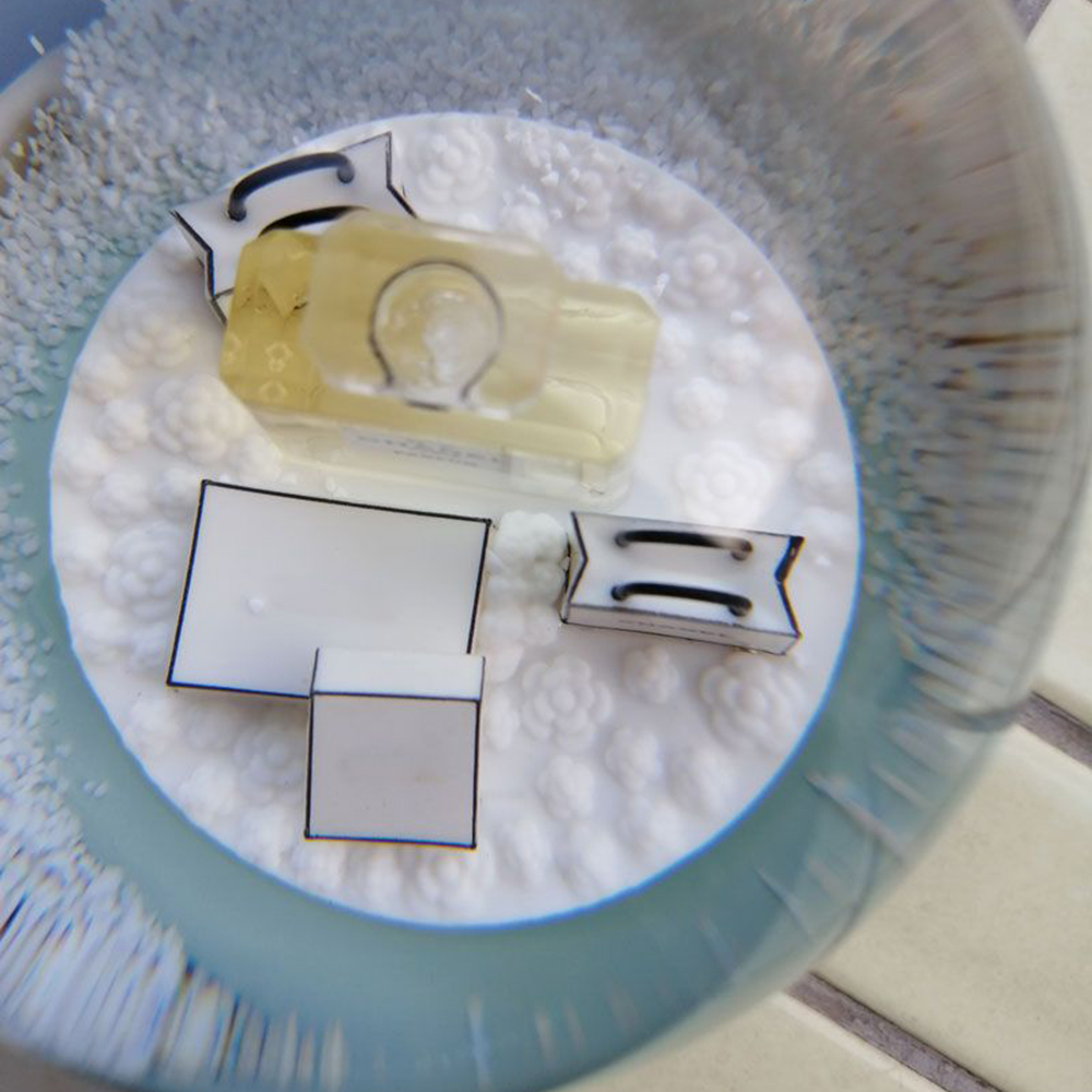 CClassics Golden Snow Globe With Perfume Bottle Inside Snow Crystal Ball for Special Birthday Novelty Christmas VIP Gift with Gift Box