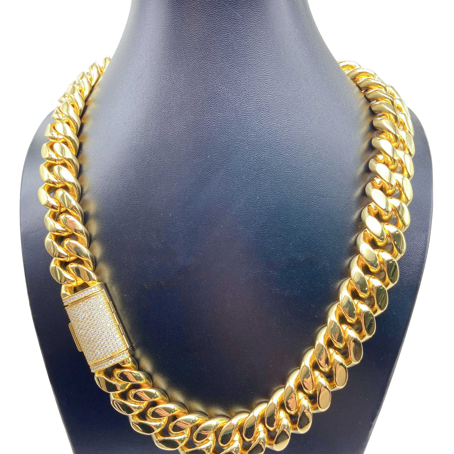 New Hip hop 18mm Stainless Steel Cuban Link Chain with Moissanite Coupler
