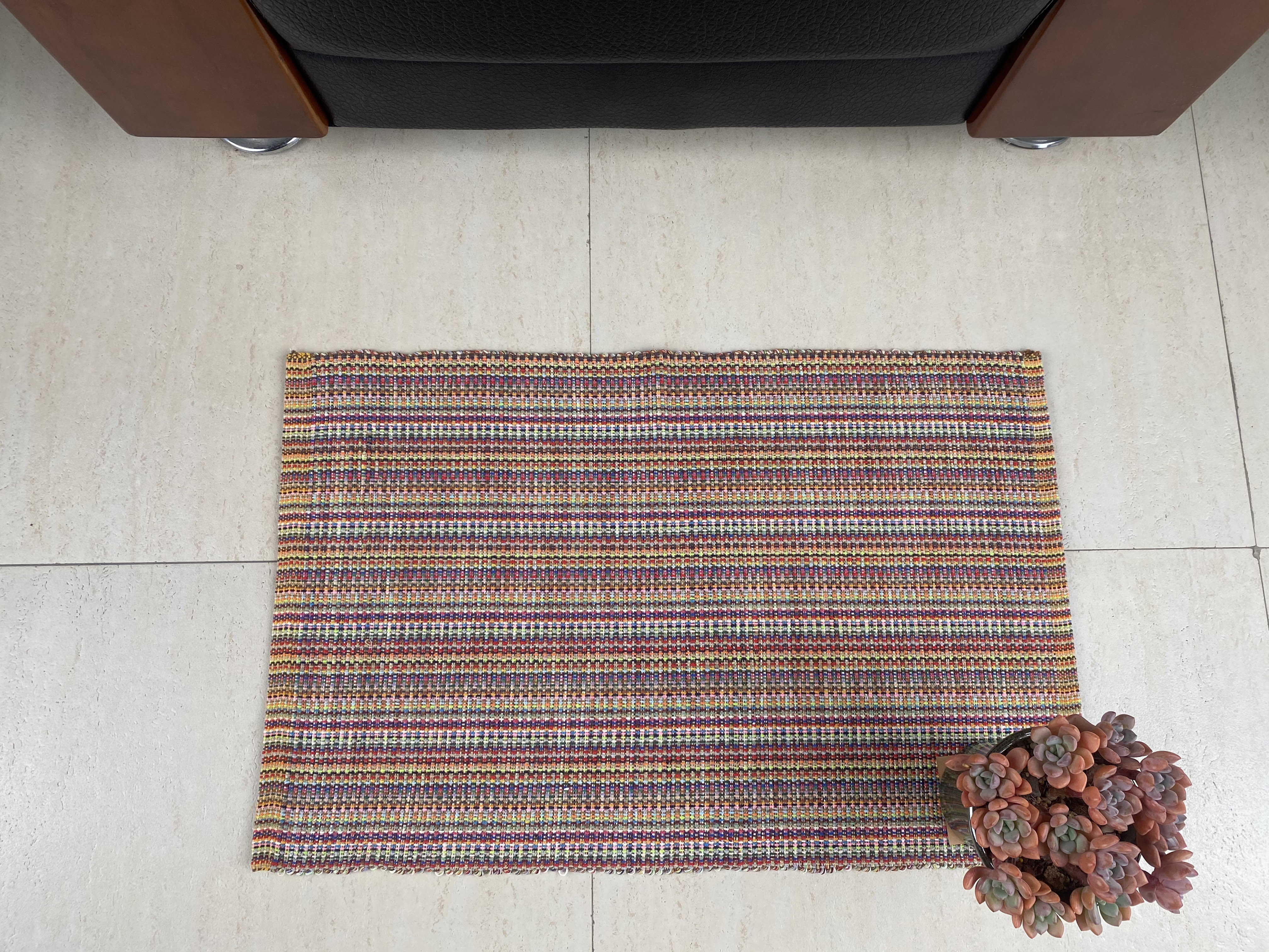 Colorful Crafted Woolen Floor Mats Soft Texture High-Absorption Design for Home Decor