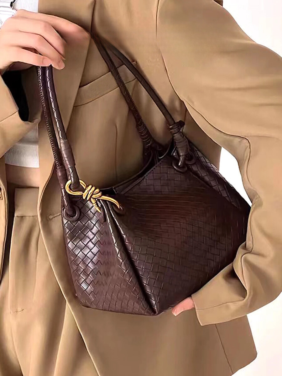 Women Elegant Classic Woven Emed Pattern PU Tote Handbag Small Square Bucket Adjustable Strap Shoulder Crossbody Bag