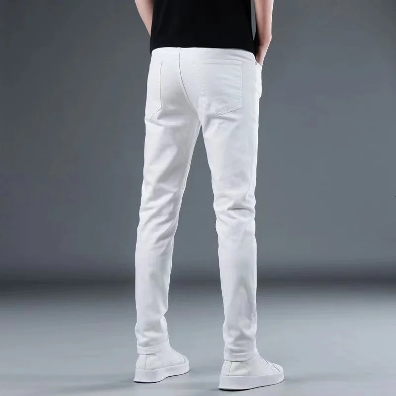 Winter Thicken Velvet Men Skinny Warm Jeans High Quality White Fleece Warm Slim Fit Stretch Casual Denim Trousers Pencil Pants 241230