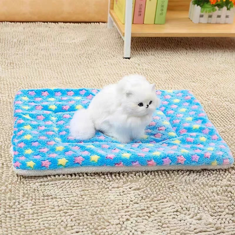 Pet Mattress Plush Dog Kennel Ultra Fluffy Soft Blankets Pet Mat for Kitten Cats Puppy Warm Kennel Pet Bed Dogs Blanket Washable 241226
