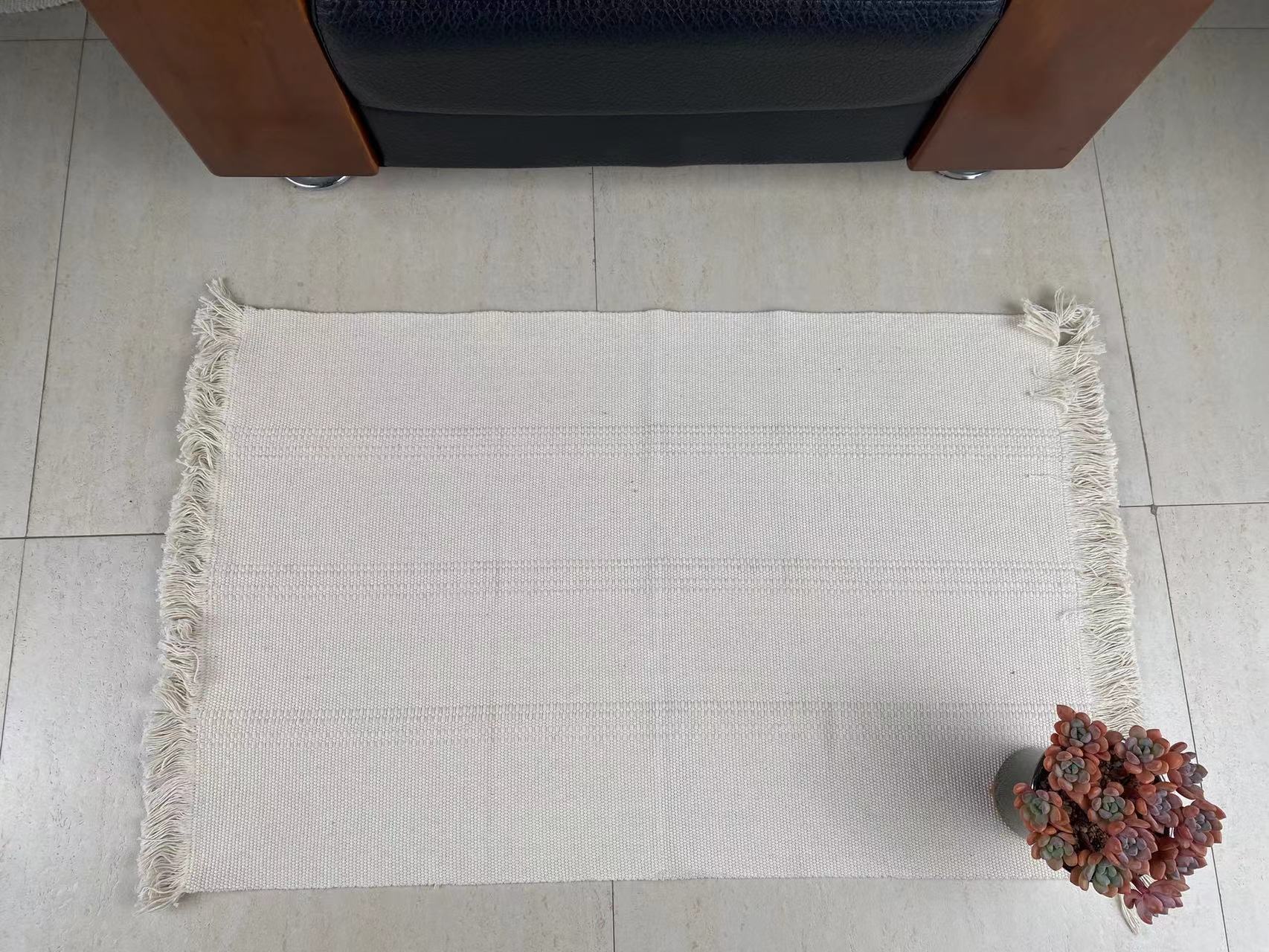 Sophisticated Woven Cotton Rugs by Artisans - Perfect Fit for Everyday Comfort
