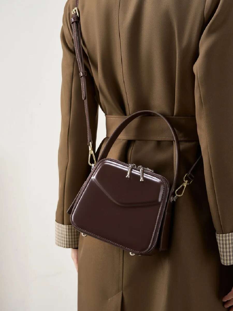 New Women s Designer Commuter Bag Portable Genuine Leather Daily Women s Shoulder Bag Trendy Crossbody Bag bag