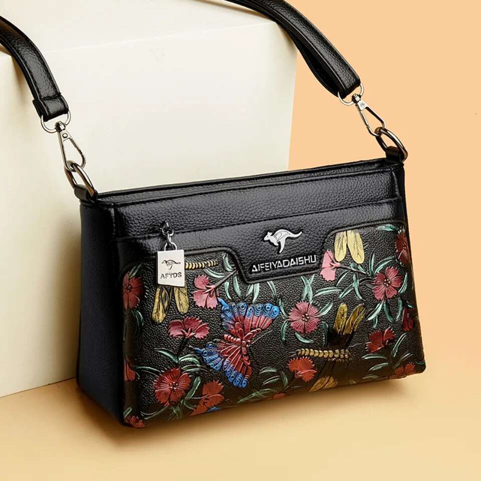 New Women s Pattern Shoulder Bag High Quality Leather Designer Crossbody Bag Elegant Women s Commuter Handbag Multi functional Fashion Bag bag