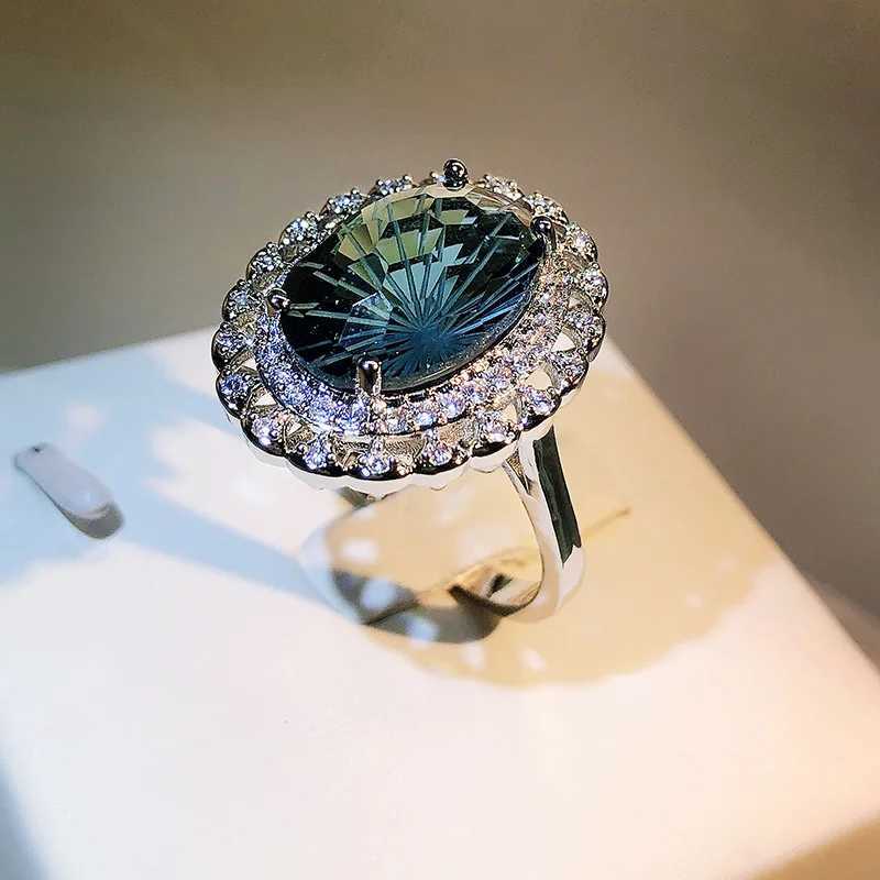 Top tier sparkling natural Brazilian green crystal ring jewelry genuine 925 sterling silver ring necklace exquisite wedding jewelryXJ250412