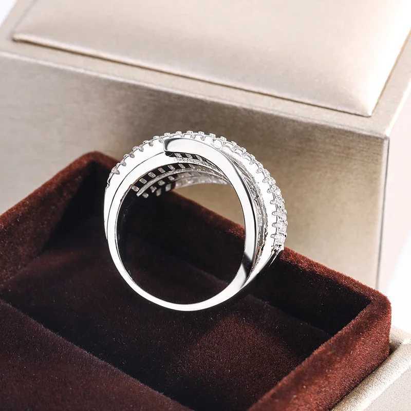 High Quality Interwoven Geometric White Zircon Ring 925 Silver for Ladies Wedding Party Engagement Jewelry GiftXJ250104