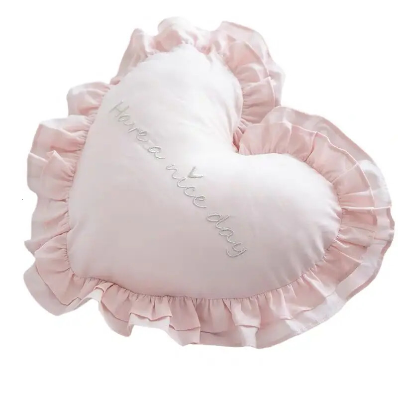 Lovely Nordic Pink Heart Cushion Pillow Baby Girl Room Decoration Cotton Covered Ruffle Pillow Kids Room Baby Shower Gifts 250103
