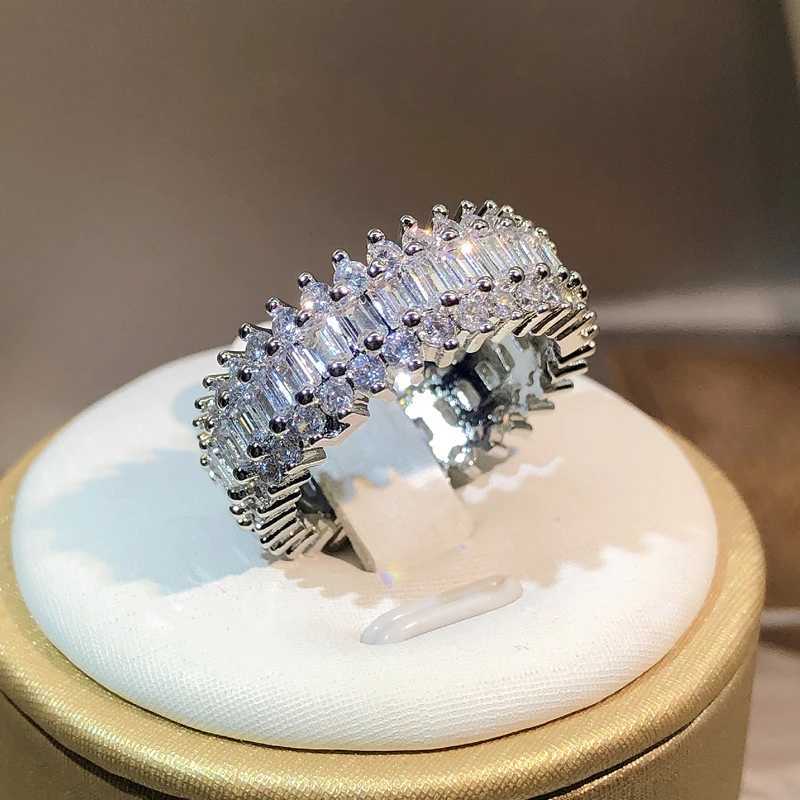 Unique brand new luxury jewelry 925 sterling silver marquis cut white AAAA cubic zirconia womens wedding ringXJ250412