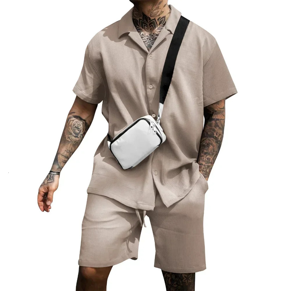 2024 Summer Solid Casual Losse Mens Sets Soft Single Breasted Shirts Shorts 2 Pieces Sets for Men Fashoin Polo Sweatpants Suit 250102