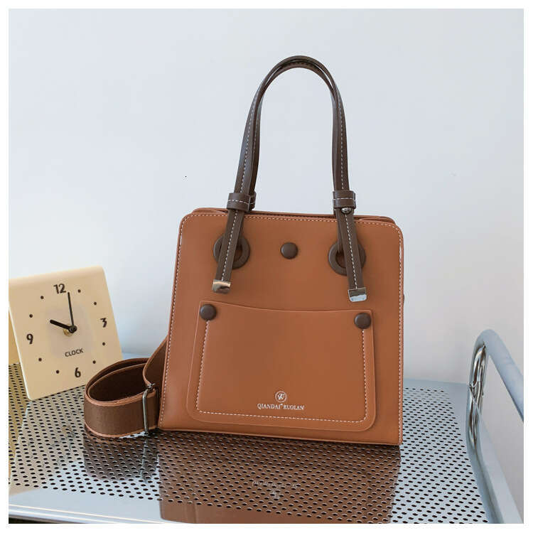Women's Bags handbag Shoulder for autumn and winter, women's new fashionable contrasting color handbag, large capacity high-end sensory comm