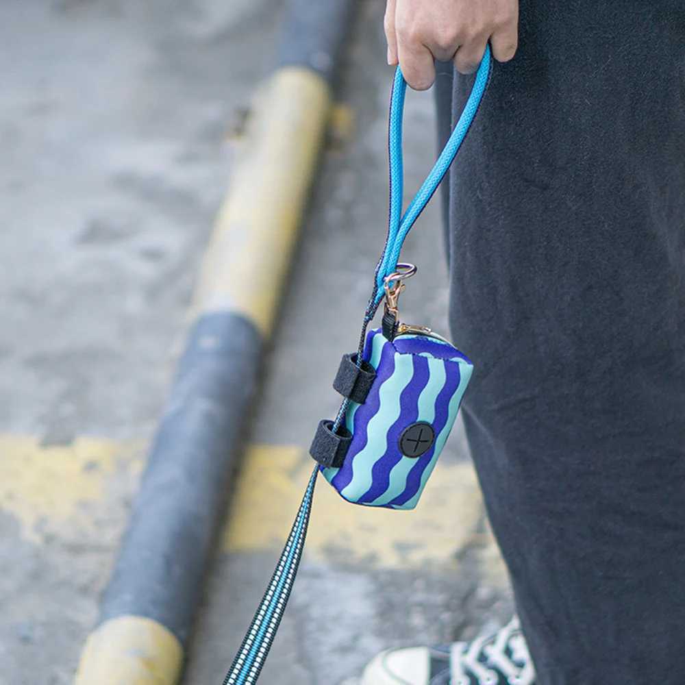 Portable Cat Dog Poop Bags Pet Waste Garbage Bags Outdoor Carrier Holder Dispenser Clean Pick Up Tools Pet AccessoriesXJ250104