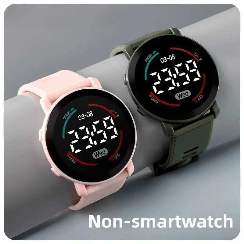 Couple es Fashion LED Digital Mens Sports Sile Leisure Electronic Clock New Rel gio Masculino Reloj W250104